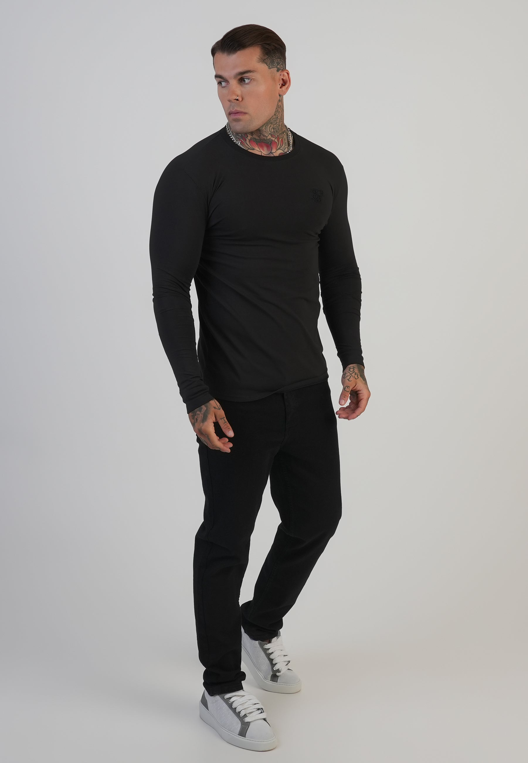 T-shirt à manches longues in Black T-shirts SikSilk