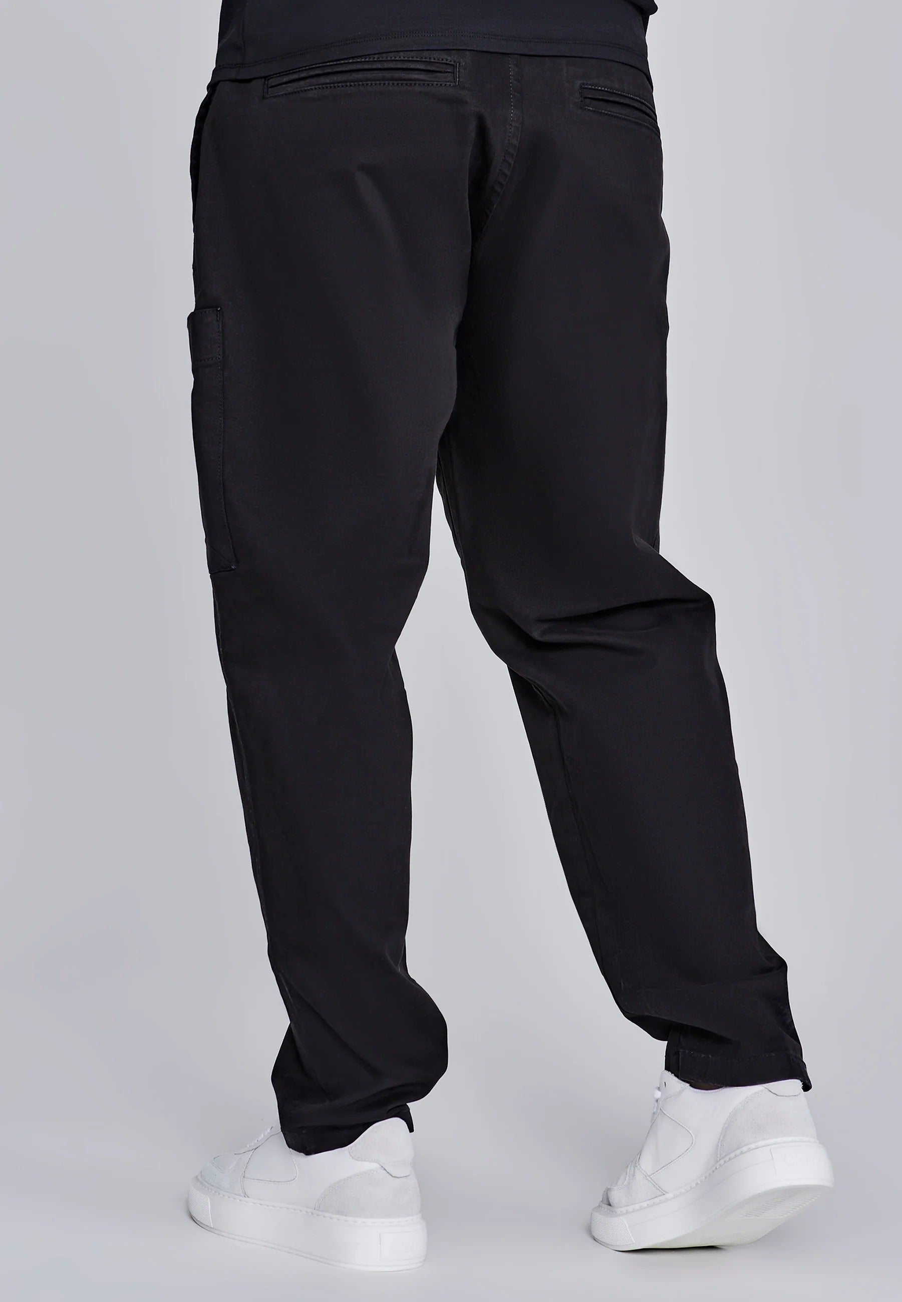 Smart Cargos en noir