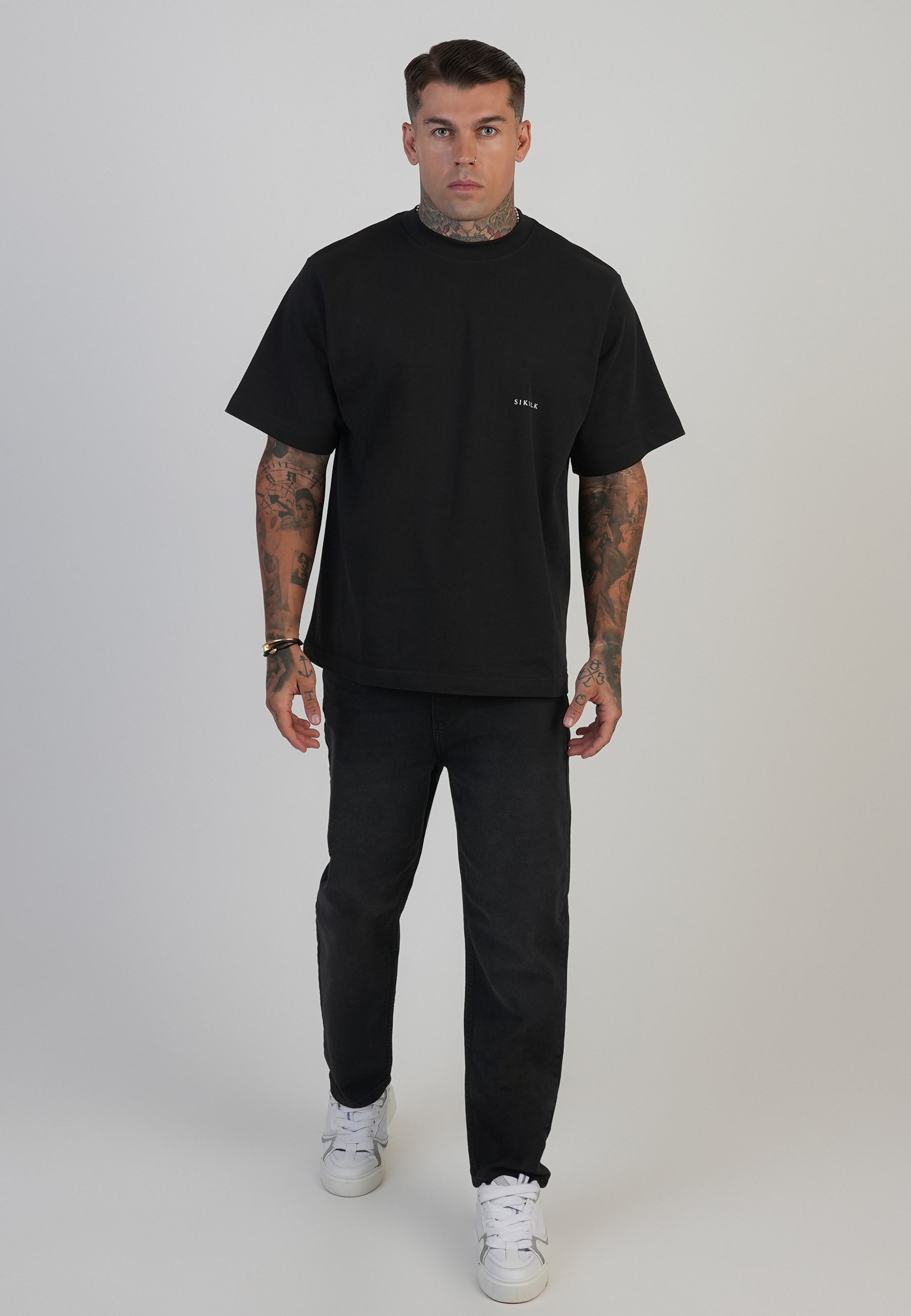 Jeans Tapered Fit en Washed Black Jeans SikSilk