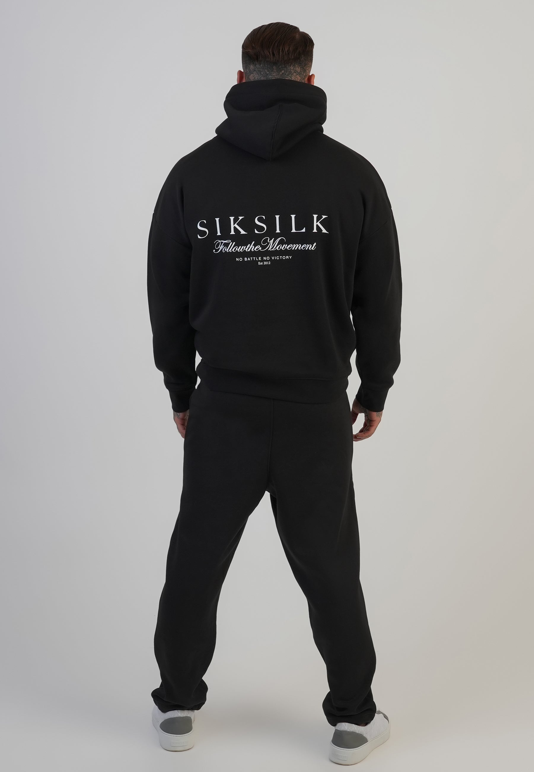 Sweat à capuche Graphic Hoodie in Black Sweat à capuche SikSilk
