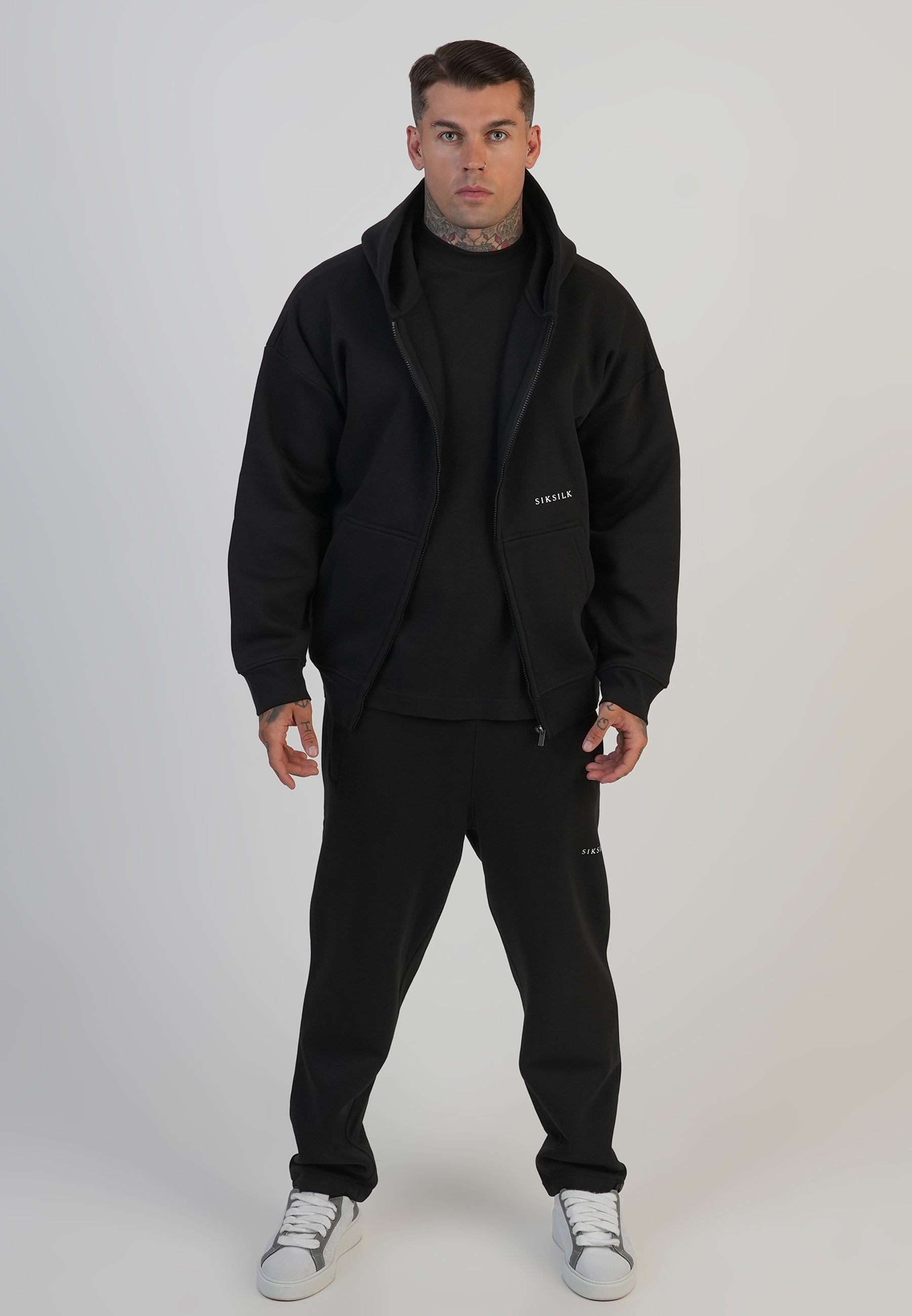 Track Pants in Black Pantalons SikSilk