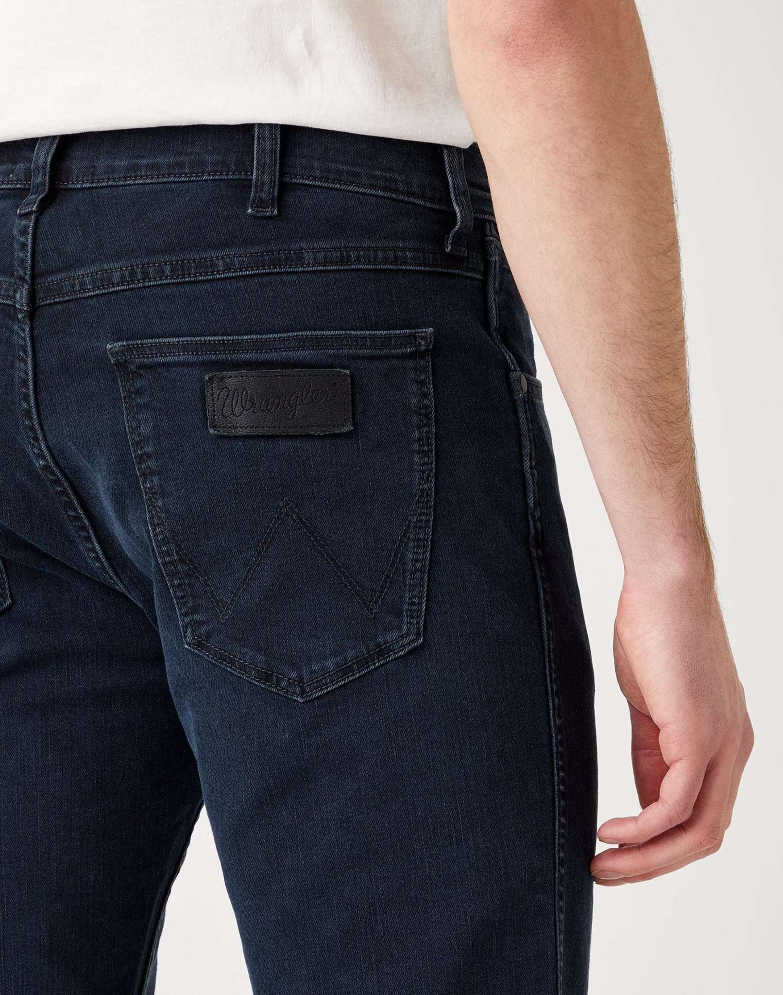 Greensboro Medium Stretch in Iron Blue Jeans Wrangler   