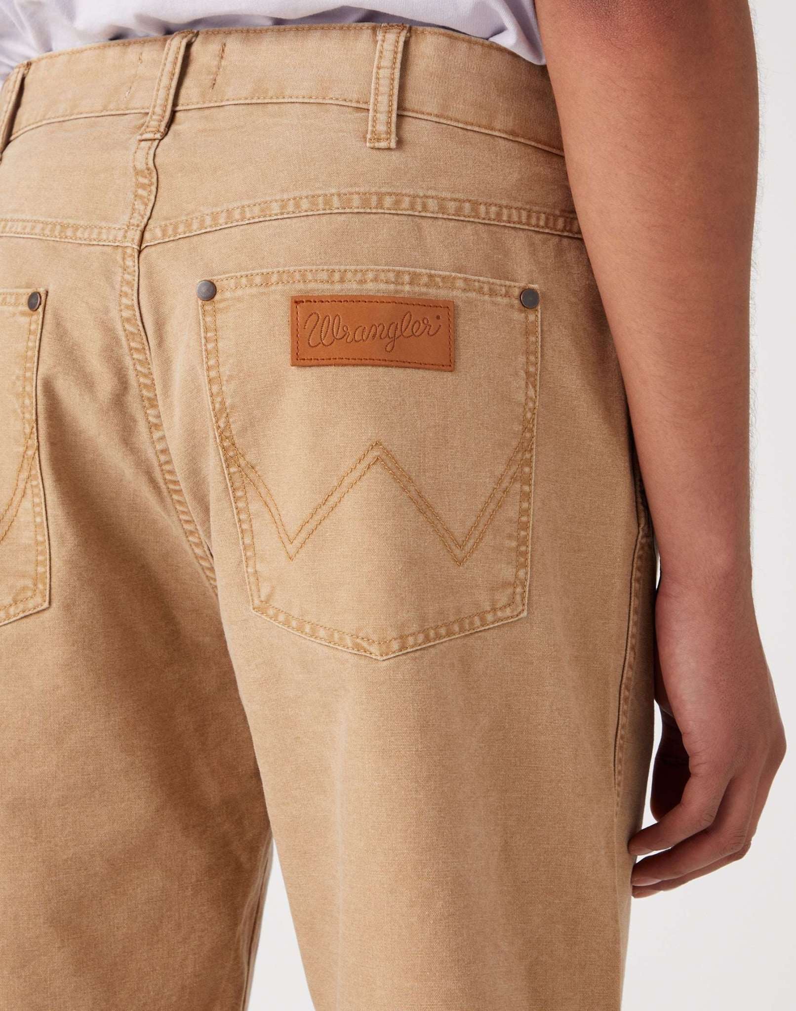 Frontier Short en Tigers Eye Short Wrangler   