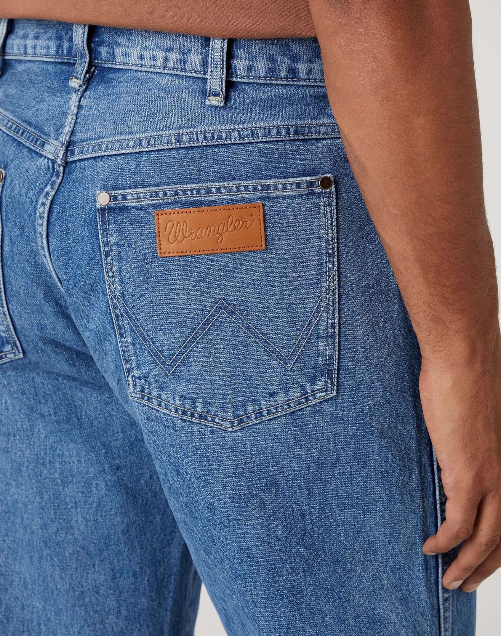 Redding en jeans Wrangler Electric Dreams   