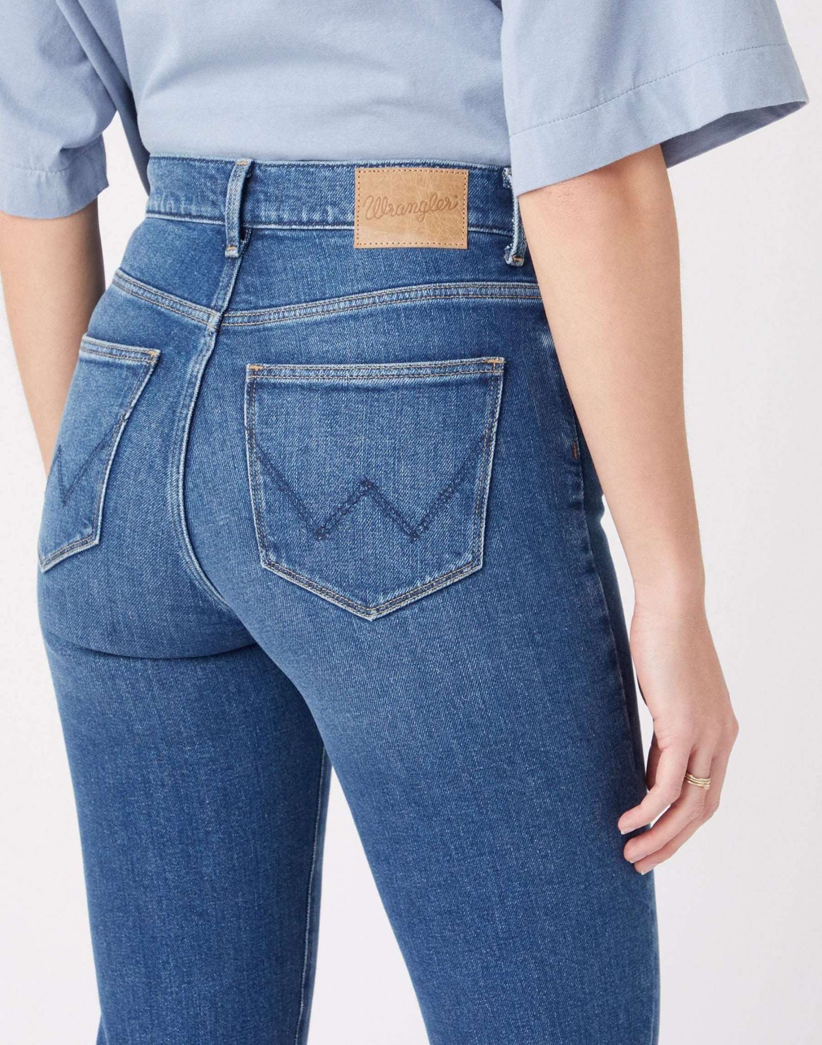 Jeans droit bleu ciel Wrangler   