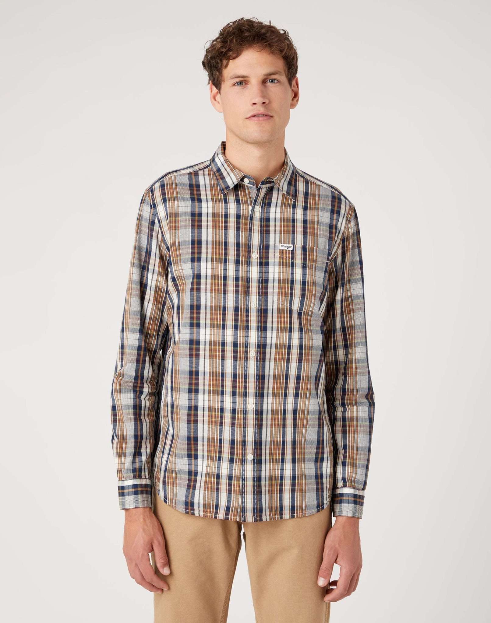 One Pocket Shirt in Cappuccino Chemises Wrangler   