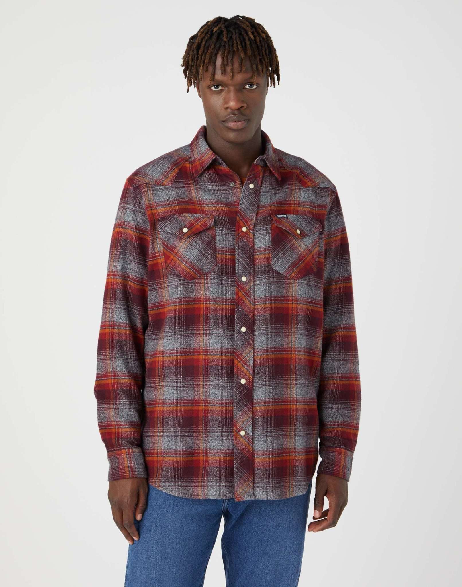 Heritage Shirt in Rhubarb Red Chemises Wrangler   