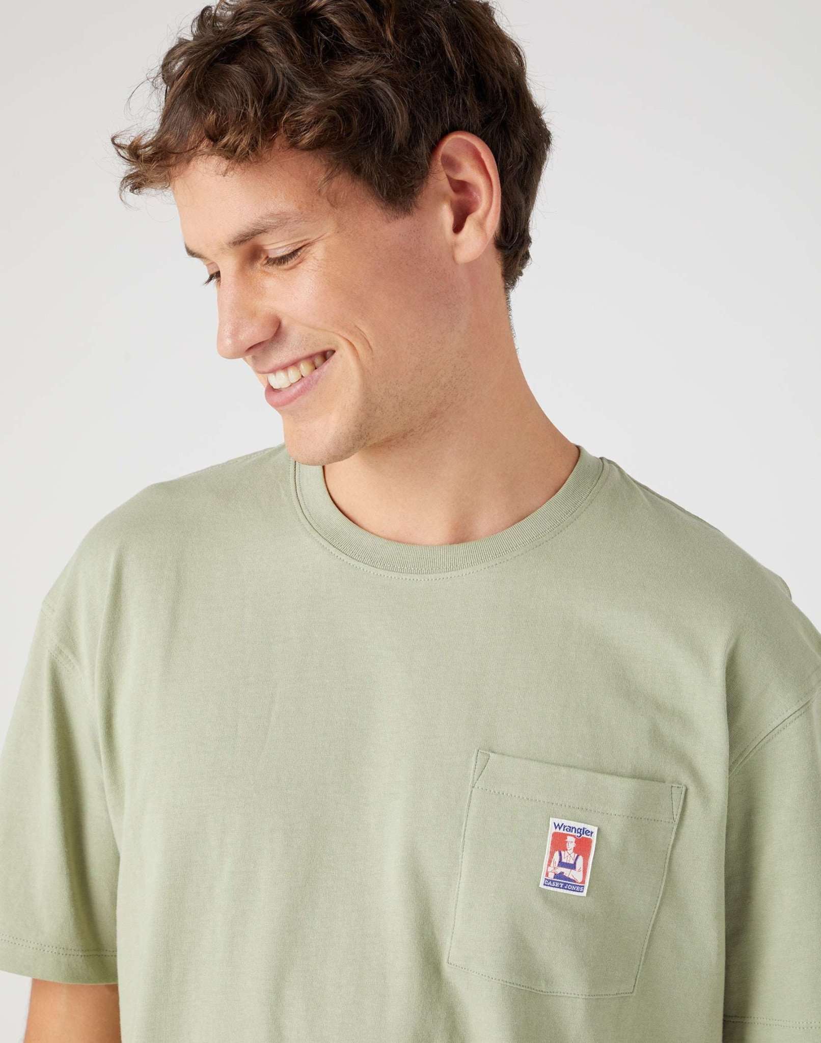 Casey Jones Pocket Tee in Tea Leaf T-shirts Wrangler   