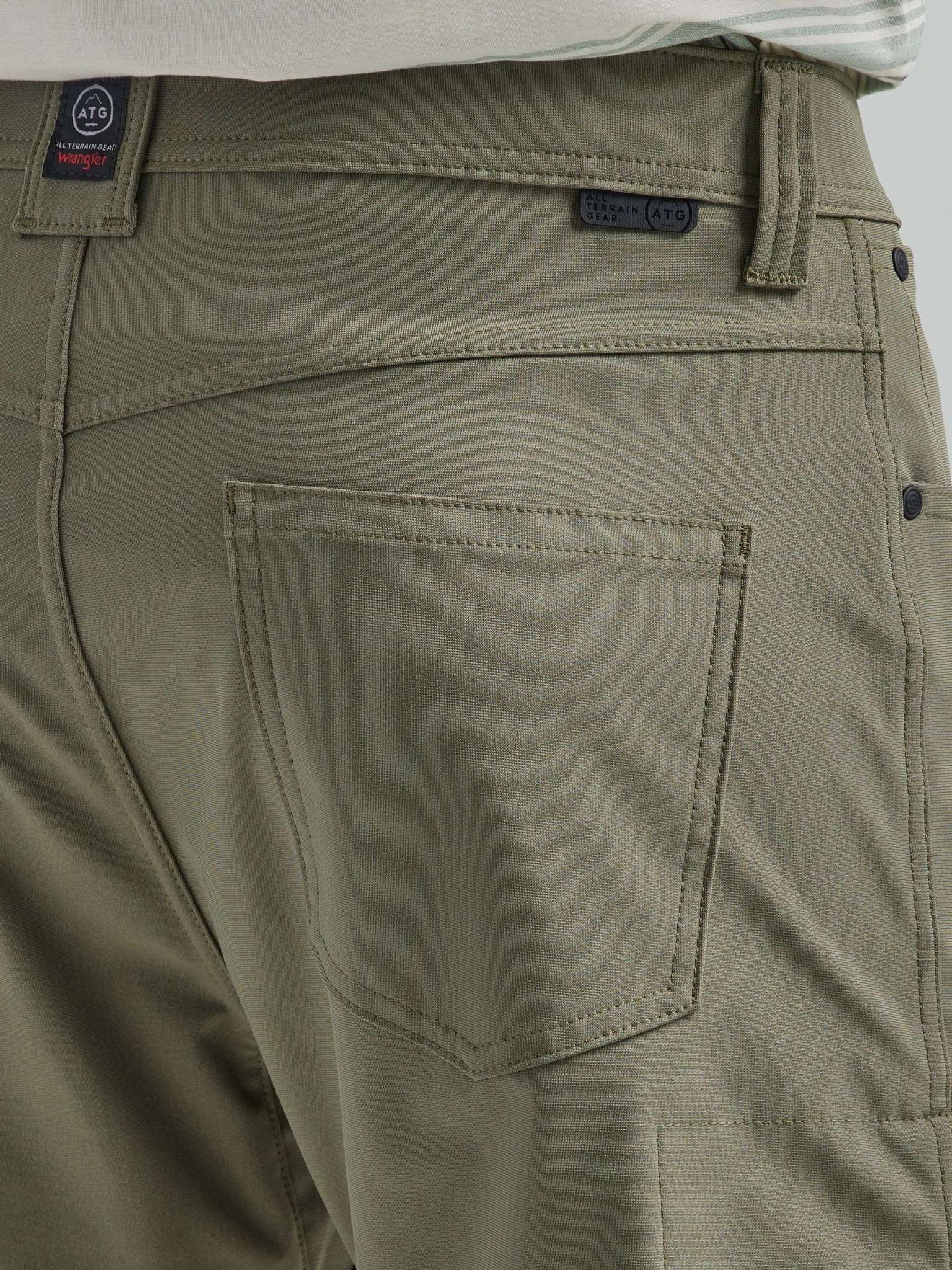 All Terrain Gear FWDS 5 Pocket Pants in Dusty Olive Pantalon Wrangler   