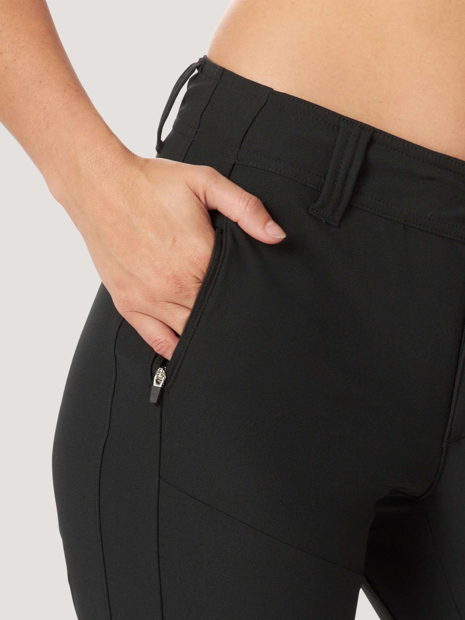 FWDS Pant in Black Pantalon Wrangler   