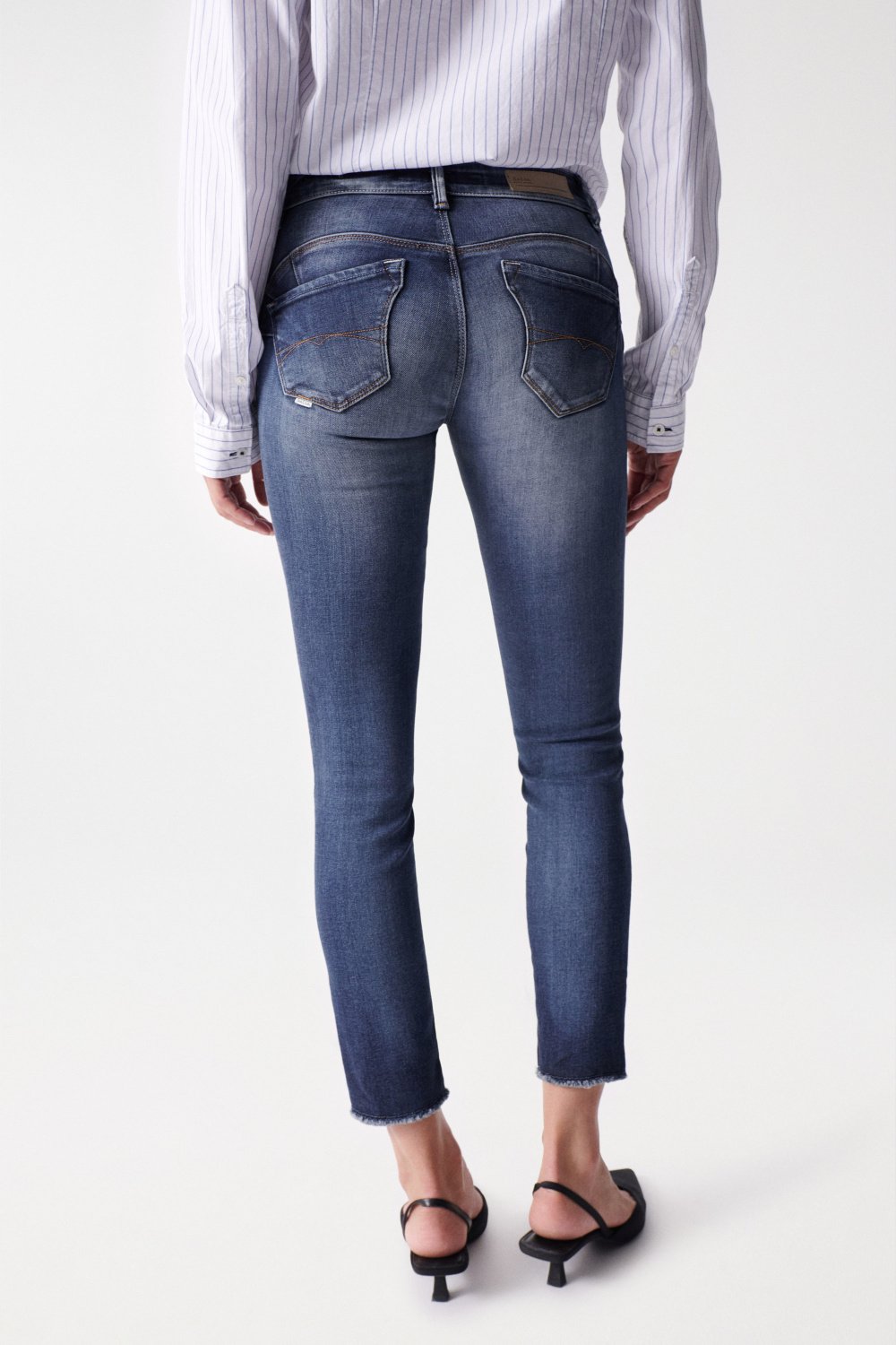 Jeans Wonder Cropped Skinny Push-Up en Dark Wash Salsa Jeans   