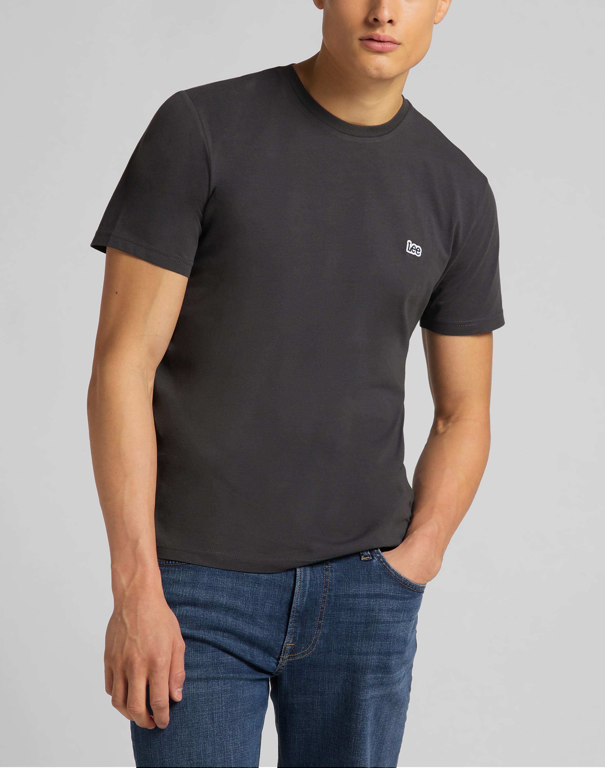 T-shirts à manches courtes Patch Logo Tee en Washed Black Lee   