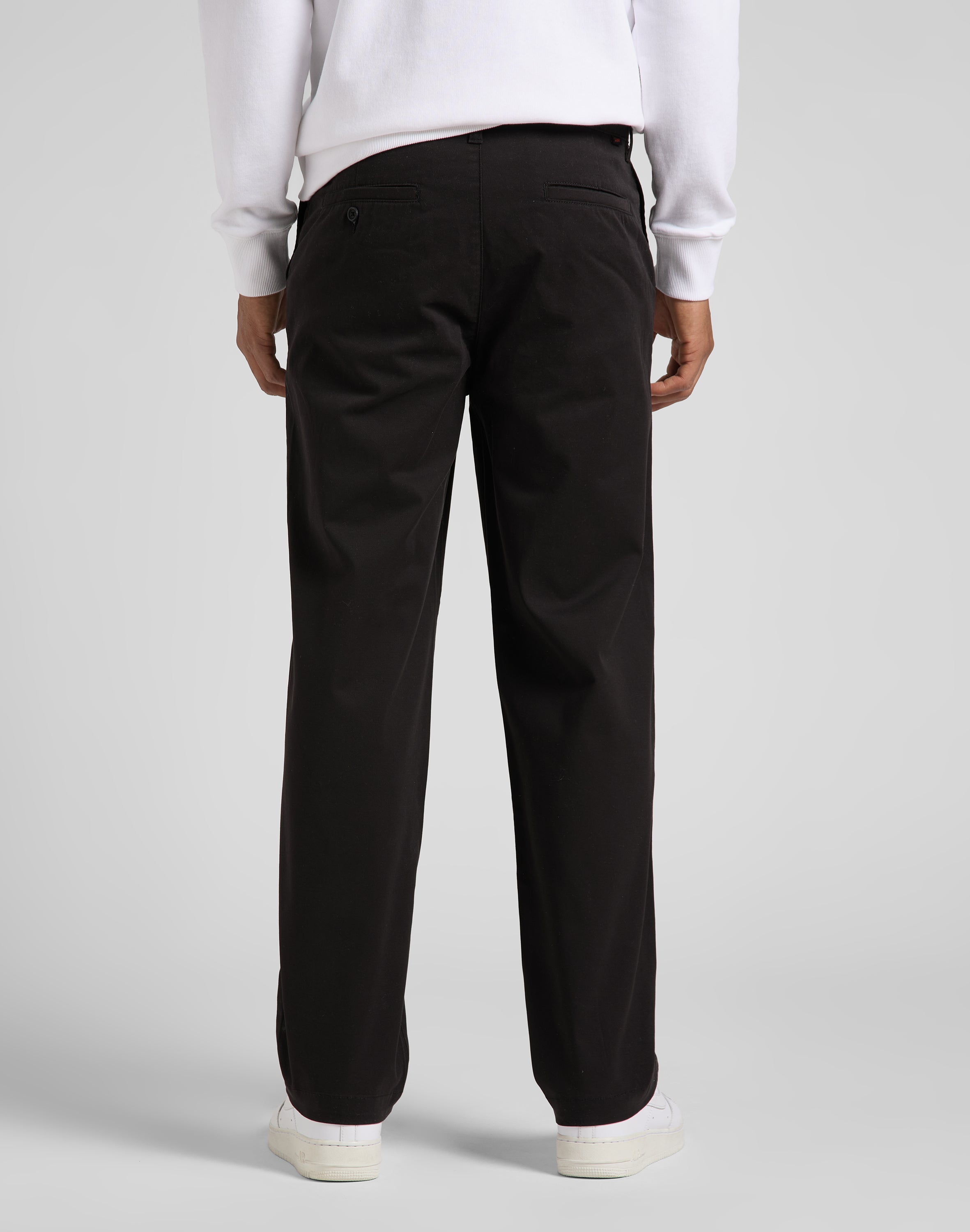 Relaxed Chino in Black Pantalons Lee   