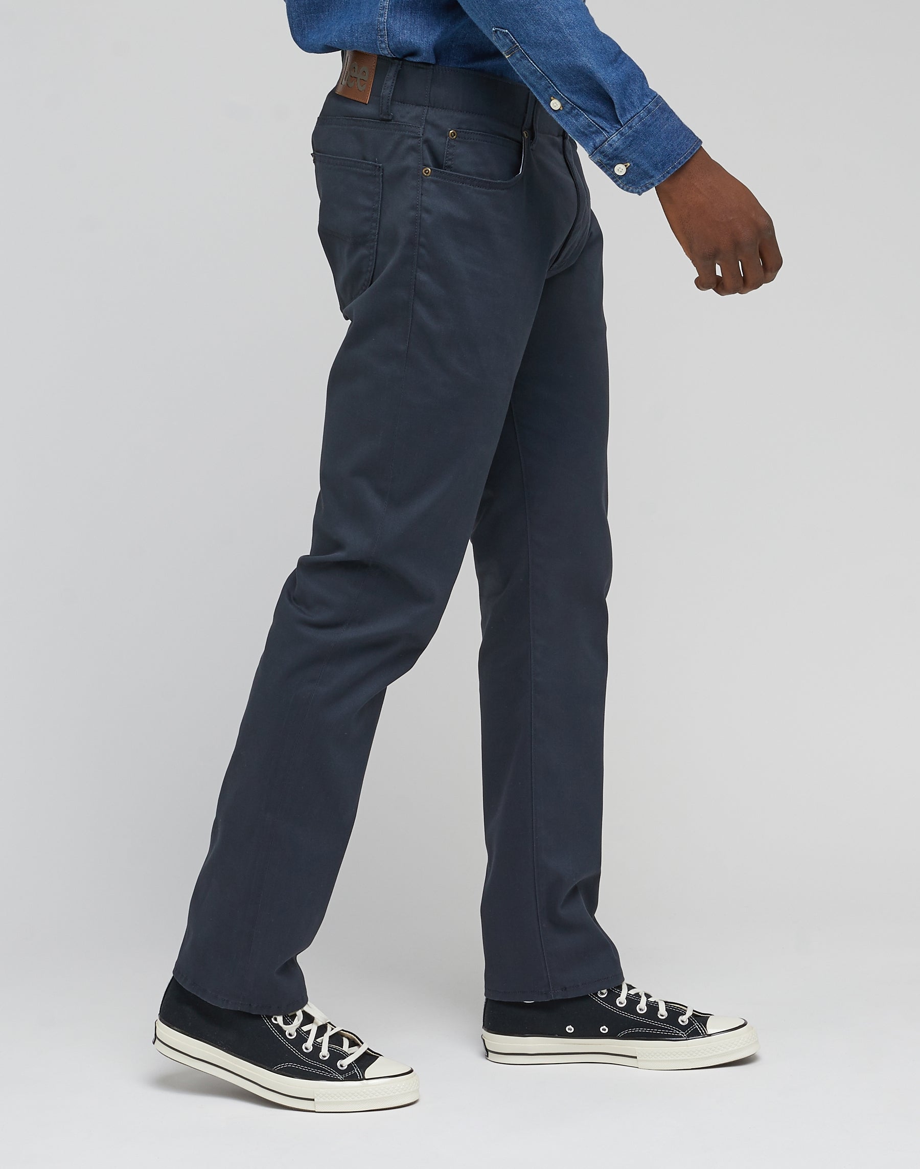 Pantalon droit Mvp en Navy Lee   