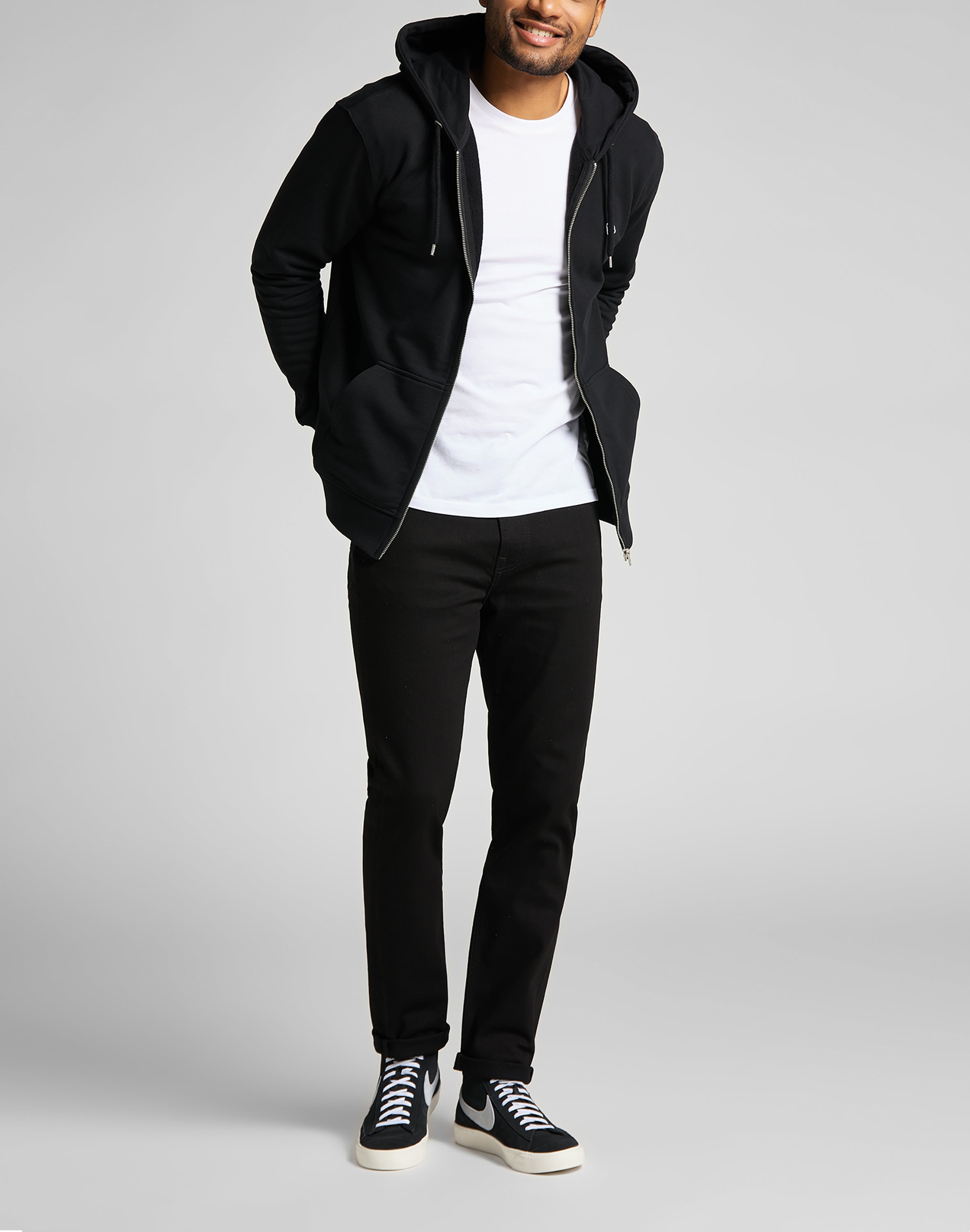 Basic Zip Through Hoodie in Black Vestes à capuche Lee   