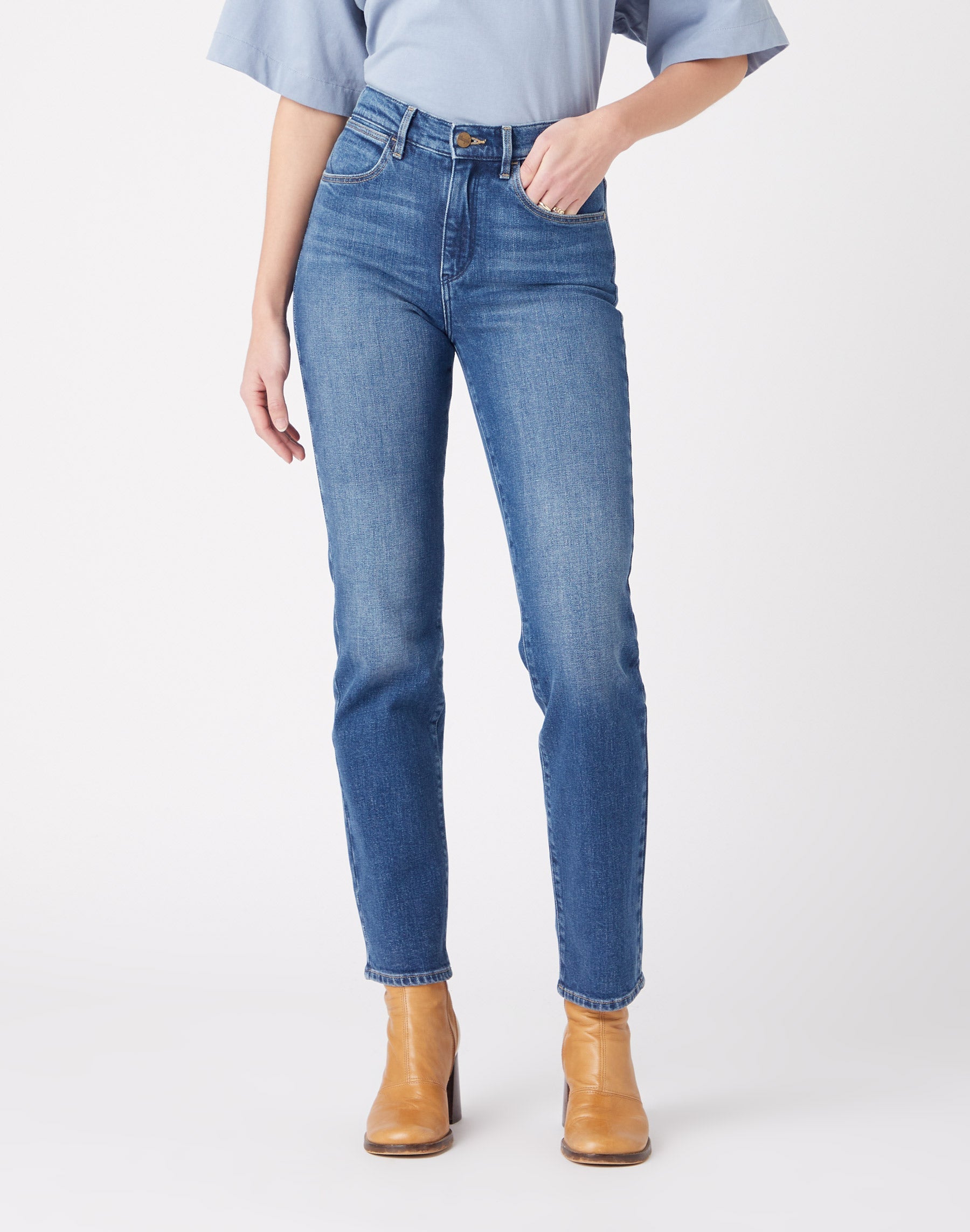 Jeans droit bleu ciel Wrangler   