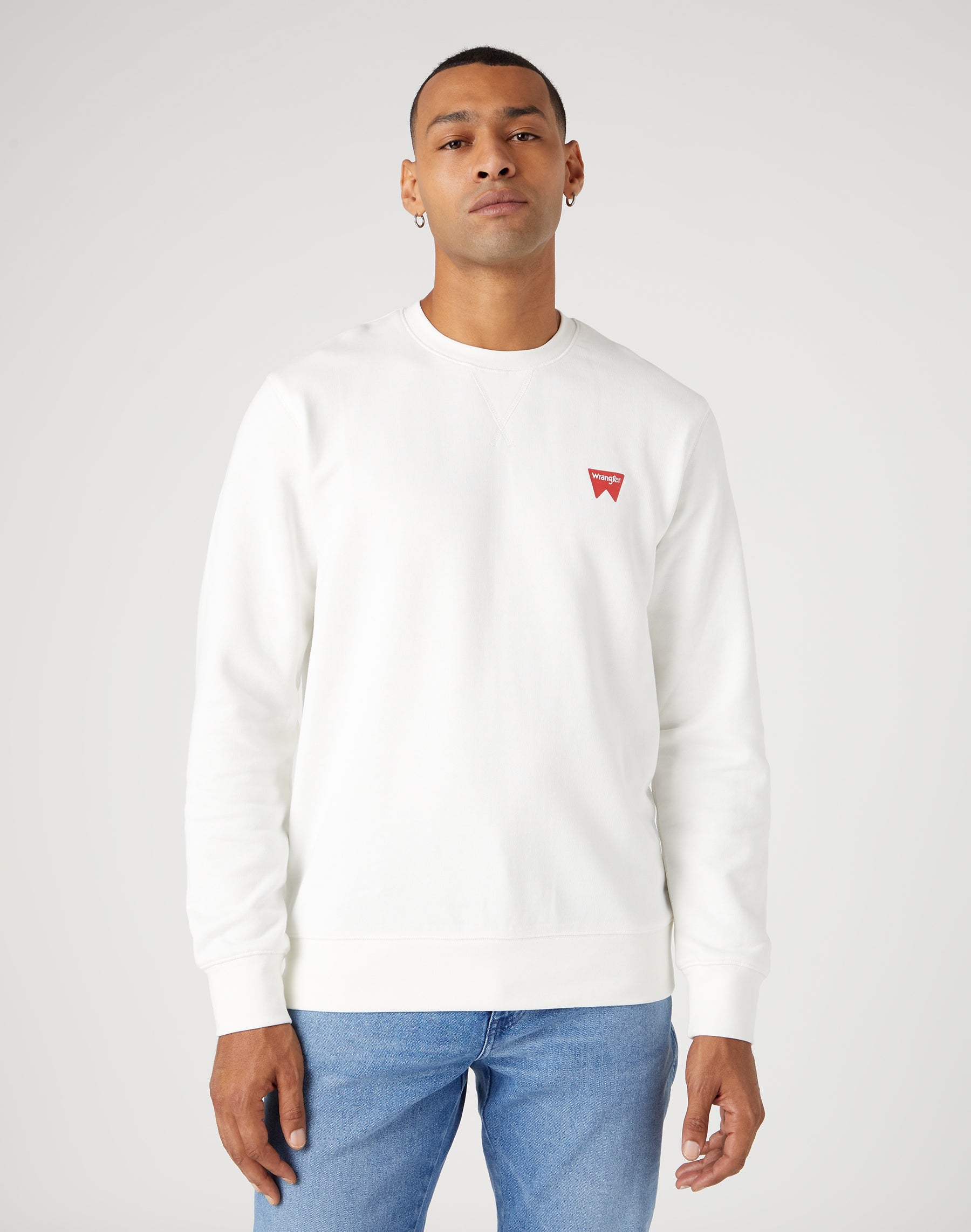 Sign Off Crew in Worn White Sweatshirts Wrangler   