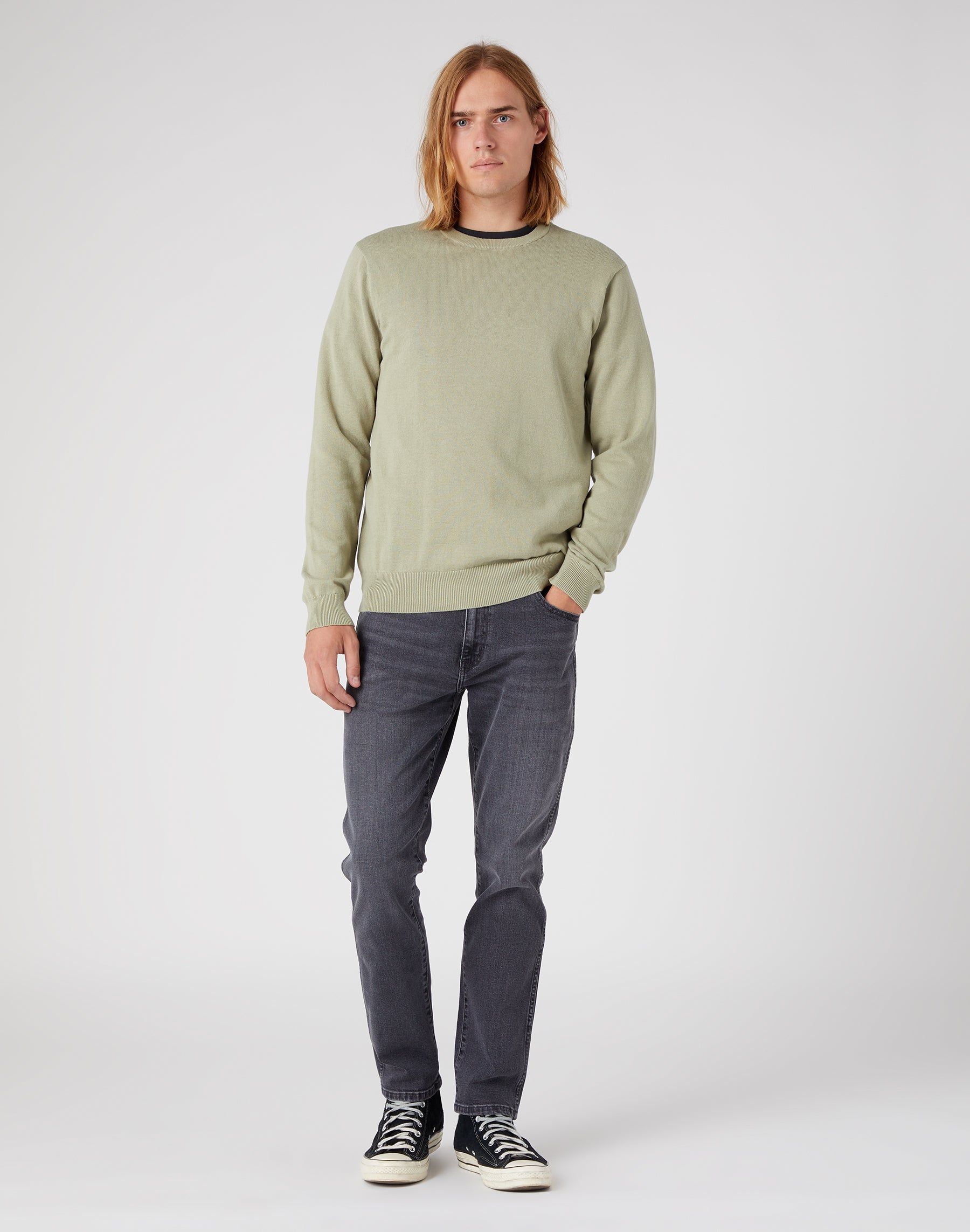 Crewneck Knit in Tea Leaf Pull Wrangler   