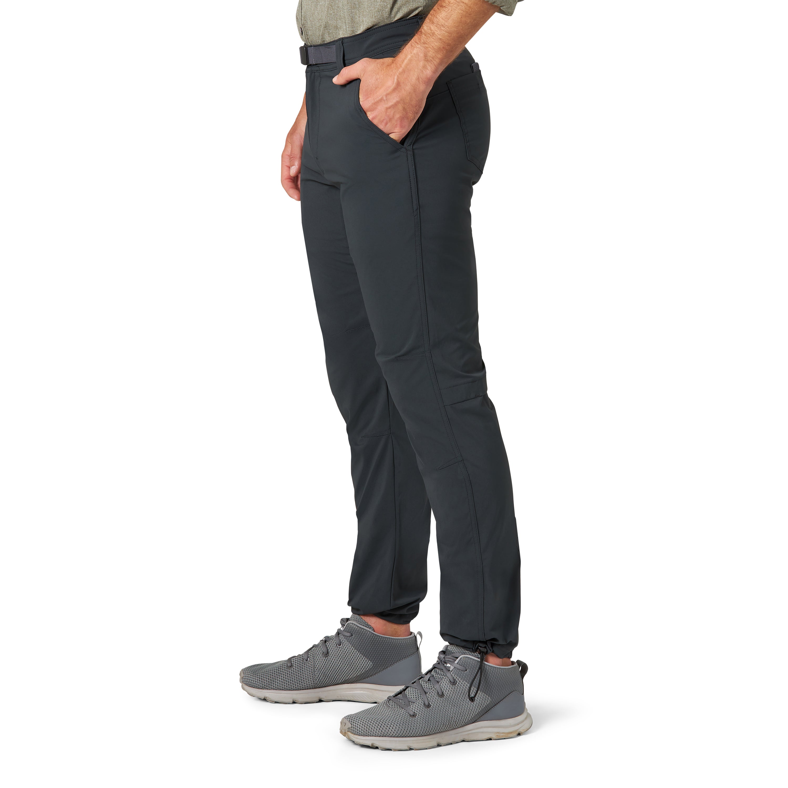 All Terrain Gear Convertible Trail Jogger in Caviar Pantalon Wrangler   