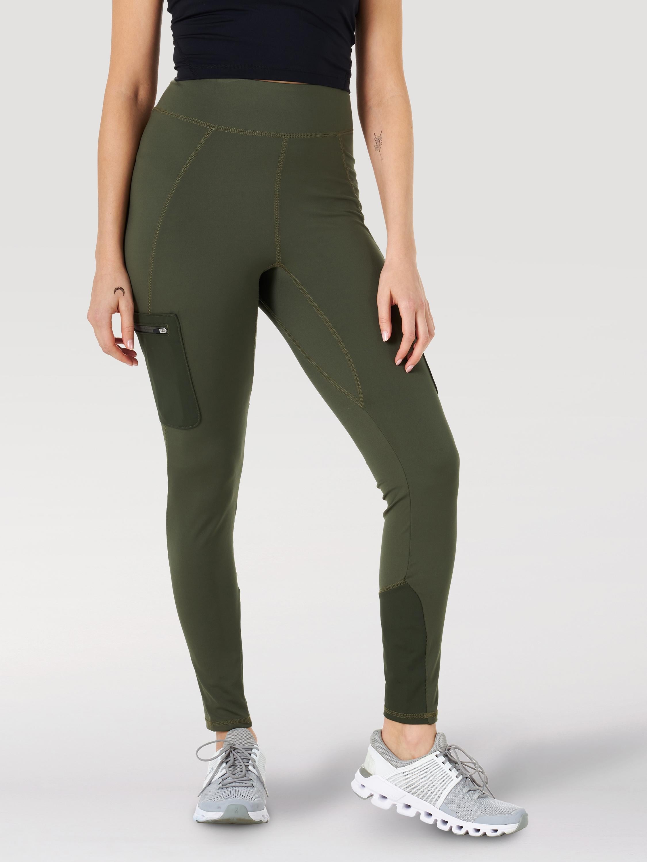 All Terrain Gear Cargo Legging in Deep Depths Pantalon Wrangler   