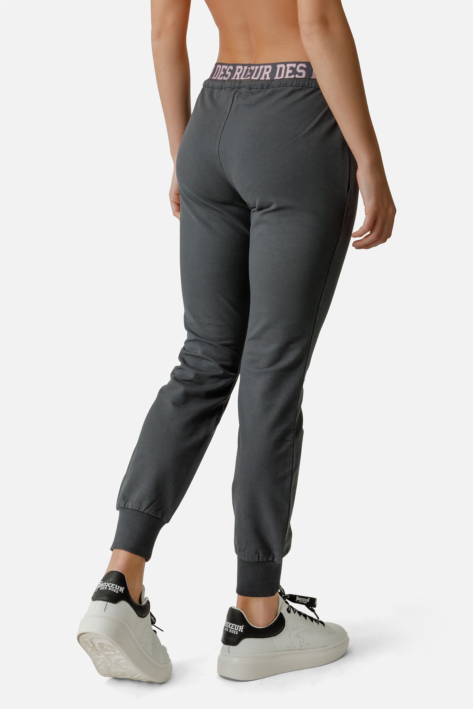 Logo Essential Pants in Anthracite Pantalon Boxeur des Rues   