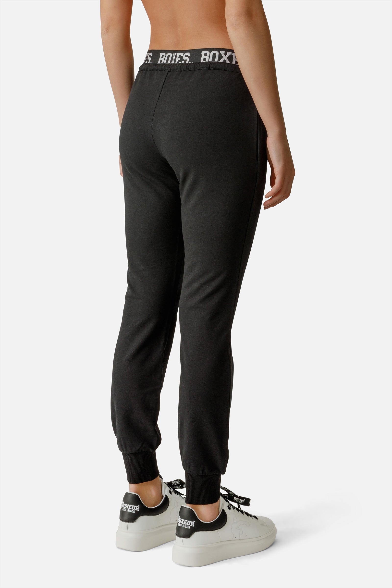 Logo Essential Pants in Black Pantalon Boxeur des Rues   